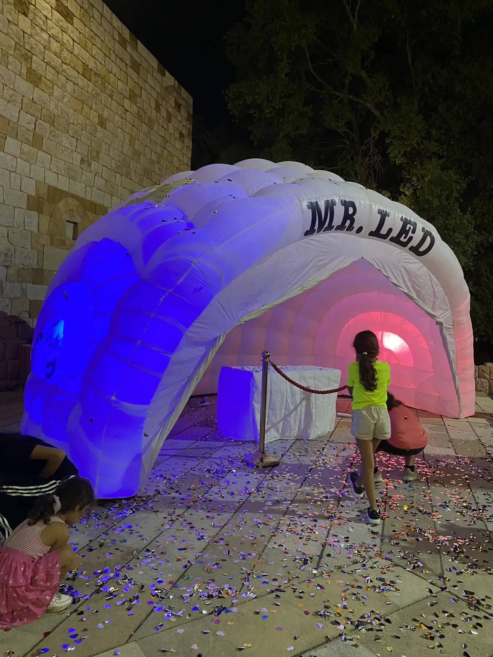 Big LED Igloo thumbnail 2